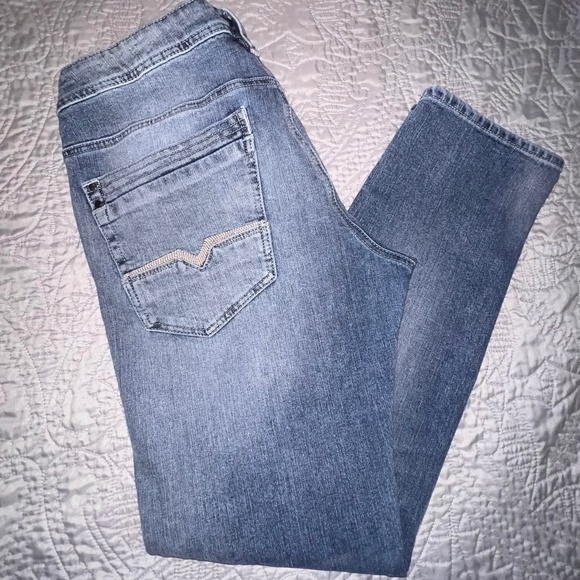 Buffalo David Bitton Six-x Straight Stretch Lightwash Distressed Jeans - 33/30 - Picture 1 of 10